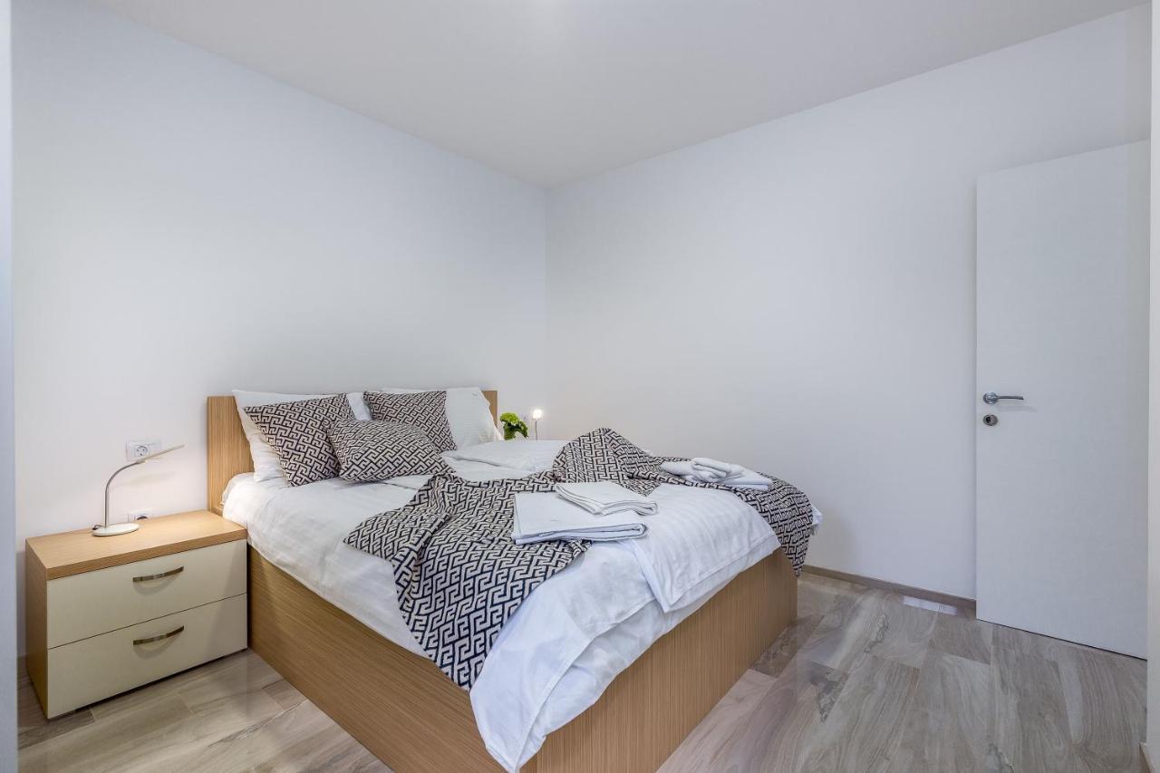 Luxury Apartments Kostrena With Pool 2 Екстериор снимка