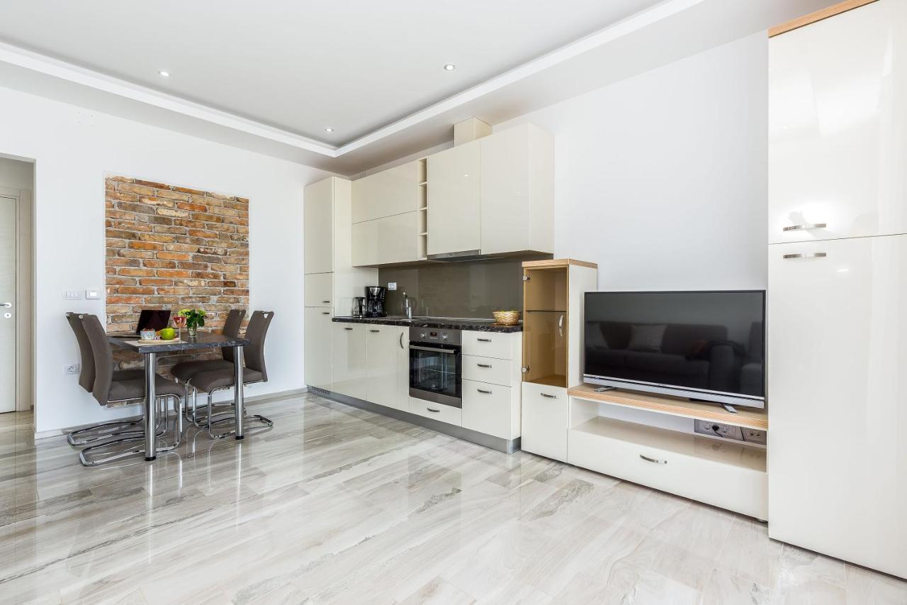 Luxury Apartments Kostrena With Pool 2 Екстериор снимка