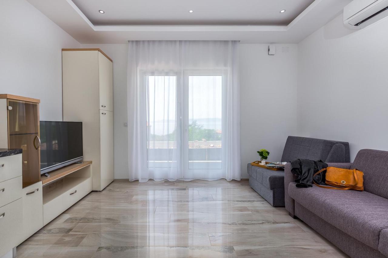 Luxury Apartments Kostrena With Pool 2 Екстериор снимка