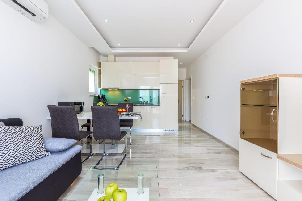 Luxury Apartments Kostrena With Pool 2 Екстериор снимка
