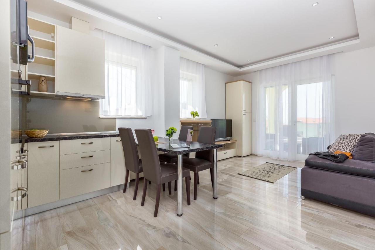 Luxury Apartments Kostrena With Pool 2 Екстериор снимка