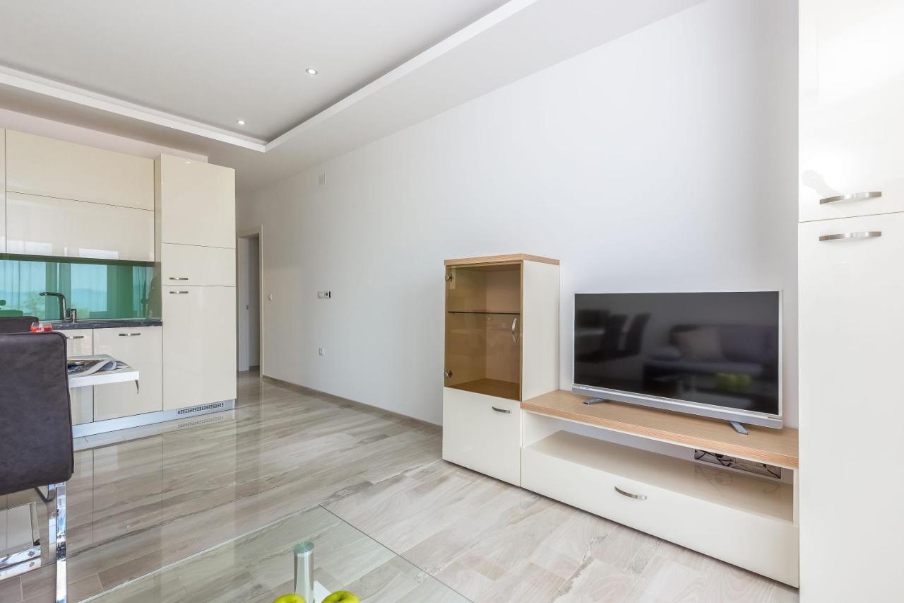 Luxury Apartments Kostrena With Pool 2 Екстериор снимка