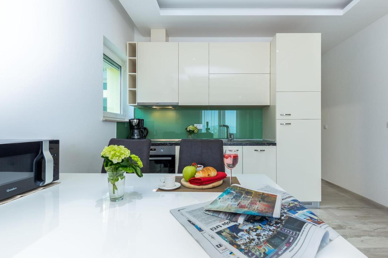Luxury Apartments Kostrena With Pool 2 Екстериор снимка